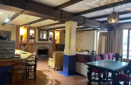 Priego de Cordoba Villa | Palacete Boutique Juana (Con chimenea y Bodega)