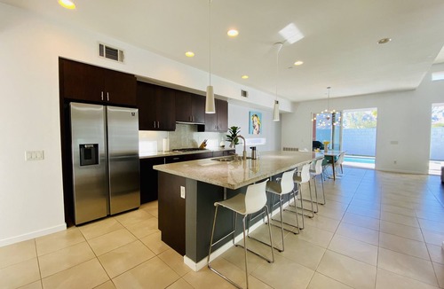 Palm Springs Villa | Palm Springs Escape Vacation Villa - Mid Century