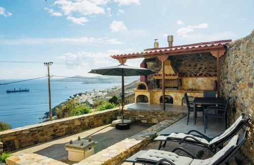Syros Villa | Panoramic Sea View Villa in Ermoupoli Modern 2BD with Outdoor BBQ & Terrace