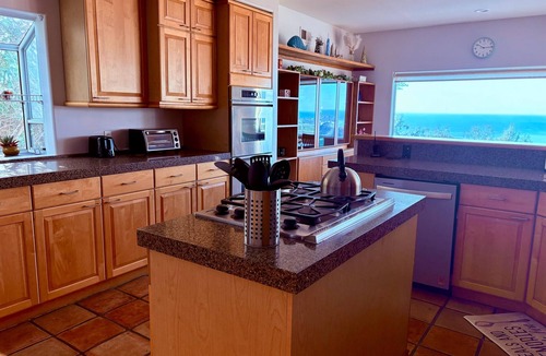 Malibu Villa | Panoramic views 5BR Hot tub