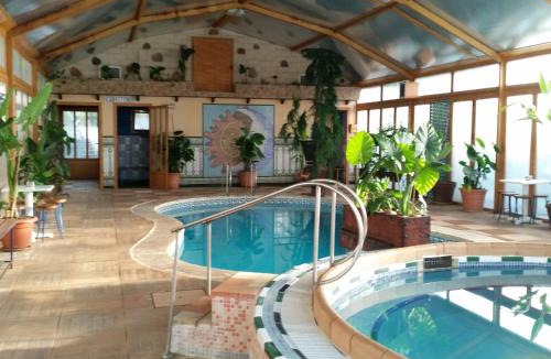 Benatae Cabin | Paraje el Serbal