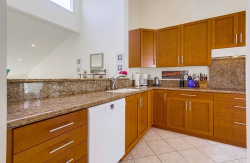 Leucadia Condo | Peaceful Seaside Condo In Seabluffe, Leucadia. 1 Minute Walk To Private Beach.