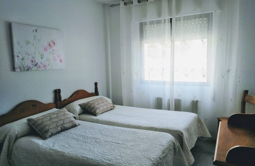 Seron Hotel | Pensión Cuadrado