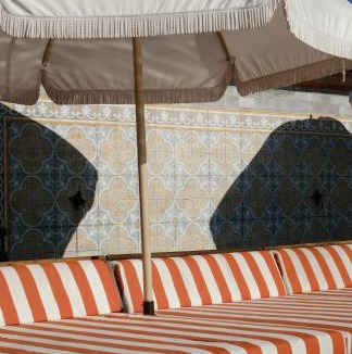 Norma Triangle Hotel | Petit Ermitage