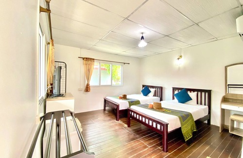 Ko Phi Phi Hotel | Phi Phi Ba Kao Bay Resort
