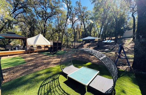 Penn Valley RV Rental | Pleasant Valley Creekside Glamping, Pet Friendly