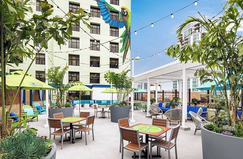 East Village Hotel | Poolside Paradise in Gaslamp Quarter | Rooftop Pool, Parking, Pets Allowed!