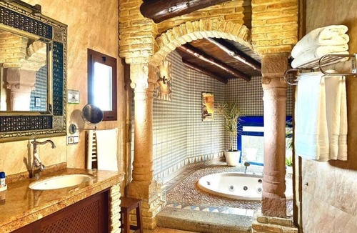 Gibralgalia Hotel | Posada Los Cántaros