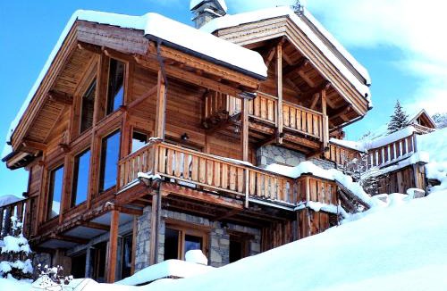Vars Ski Chalet | Prestigious Chalet with Pool & Hot tub, Mountain Views for 19 Guests