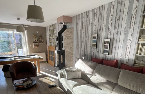 Carces Villa | Pretty villa with billards and Jacuzzi