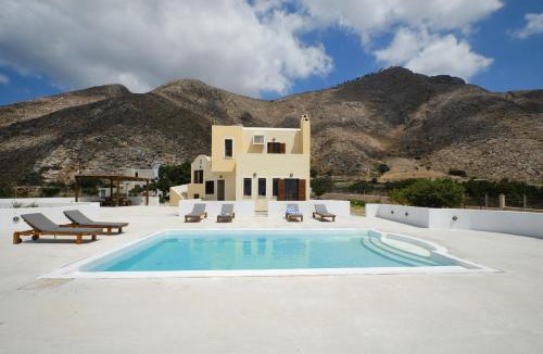 Santorini Villa | Private Villa Evgenia with swimming pool