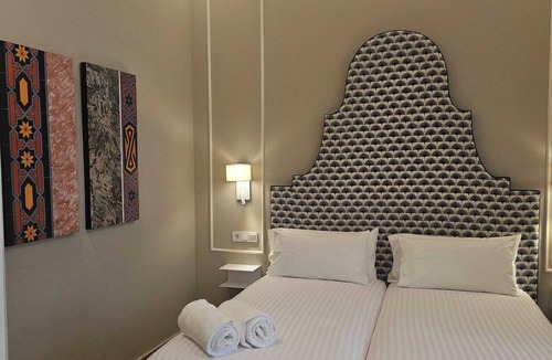San Francisco-Ribera Hotel | PUERTA DE LA RIBERA CENTRO