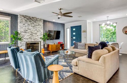 Racquet Club West House | Putting Green & Outdoor Lounge! Palm Springs Home