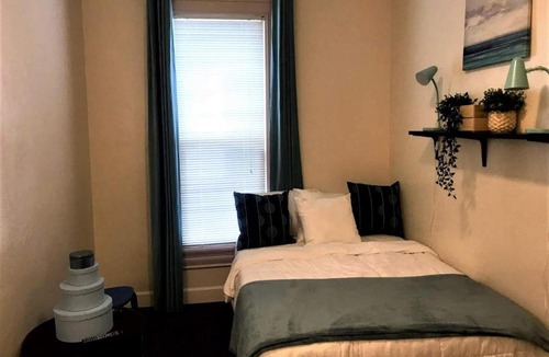 Cortez Hill House | QUIET LITTLE STUDIO DOWNTOWN