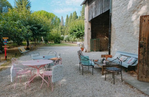 Plan-d'Orgon Bed & Breakfast | Rêve d’Emma