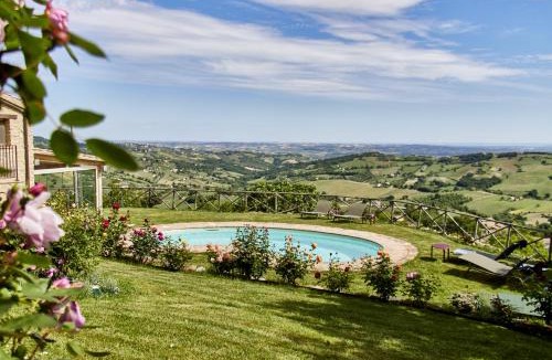 Cupramontana Villa | Refugium VERITAS - entire Villa with Pool