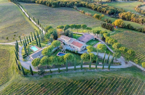 Tavarnelle Val di Pesa Villa | Relais Badia a Passignano - Tempranillo Apartment