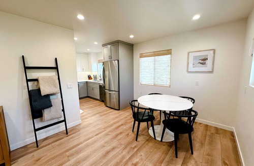West Mesa Cottage | Relaxing Mesa cottage, walk to the beach. Peaceful Santa Barbara stay.