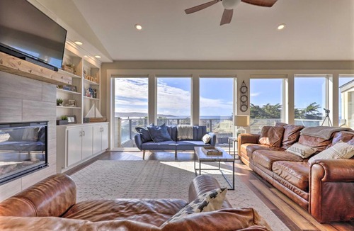 Dillon Beach House | Remodeled Home w/Spa & Deck: Walk to Dillon Beach