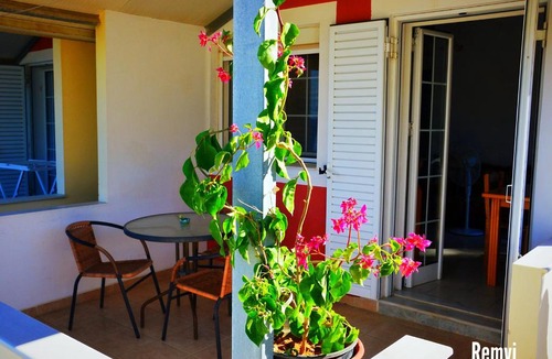 Vromolithos Apartment | Remvi-Ρέμβη