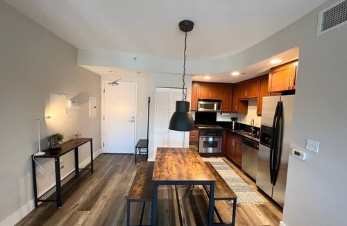 East Village Apartment | Renovated Modern Studio in downtown 1 free parking San Diego