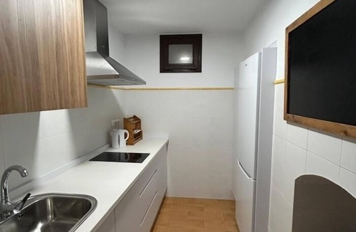 Santa Marina Apartment | Rental unit in Córdoba · 2 bedrooms · 4 beds · 1 bath