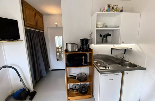 Saint-Etienne-en-Devoluy Apartment | Residence Le Bois D'aurouze - ECONOMIC STUDIO AT PIEDS