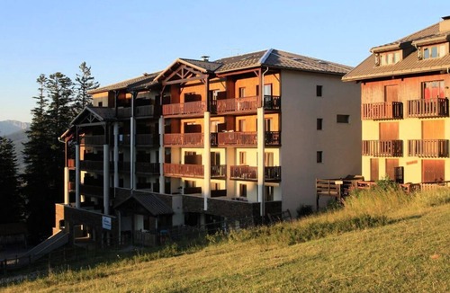 Selonnet Apartment | Residence Les Blanches Provençales - 2 Rooms 2/4 People