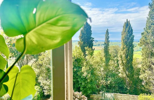 Montespertoli Villa | Retro chic 1800s villa w/pool, park, terrace & concierge, 30 min from Florence