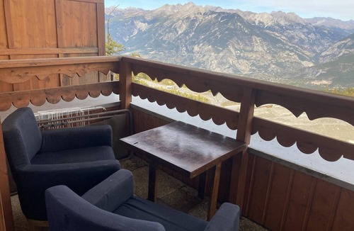 Risoul Apartment | Risoul - Studio 407 - Pool/Sauna - WIFI - Great view - Foot of slopes