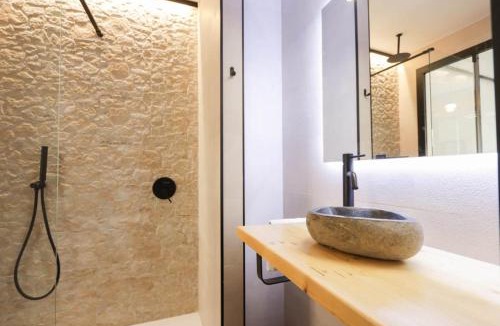 Jesus House | Roca 26