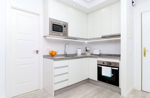 Nikki Beach Apartment | Romana Playa studio - beachfront complex Elviria