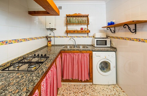 El Palmar House | Romantic Casa de María, near the beach with garden