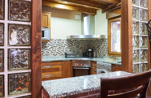 Pinar de Navares Cottage | Rustic Elegance by Ávila