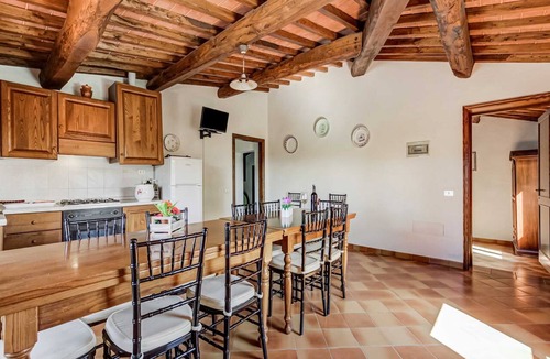 Gambassi Terme House | Rustic Tuscan Stonehouse