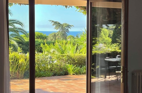 La Croix-Valmer Villa | Saint Tropez villa, Sea & Vineyard views, Pool, 15 mins to Saint Tropez