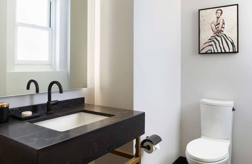 Theater District Hotel | San Francisco Elegance! Pets Allowed, Near San Francisco Botanical Garden!