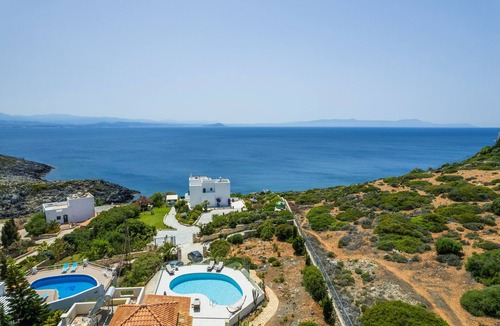 Stavros Villa | Seaview Villa Ormos, Sea & Sun Villas