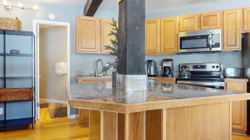 Mammoth Lakes House | Sherwin Villas Retreat DT