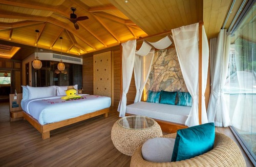 Siray Hotel | SINAE Phuket Luxury Hotel