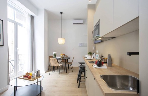 Valencia City Centre Apartment | Singular Stays Mercado Central X