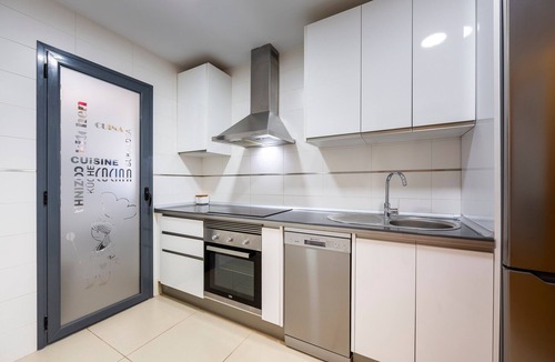 Roquetas de Mar Apartment | Sofie Seaview Apartment – Beachfront, Family-Friendly, with Pools and Gym