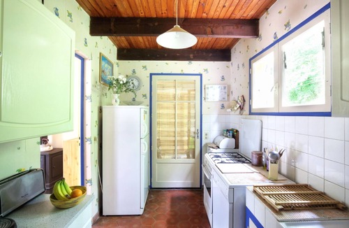 Saint-Martin-de-Castillon House | Spacious house in authentic Luberon
