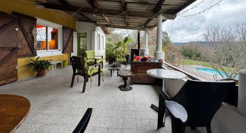 La Bastide-des-Jourdans Villa | Spacieuse villa avec piscine privée à La Bastide-des-Jourdans