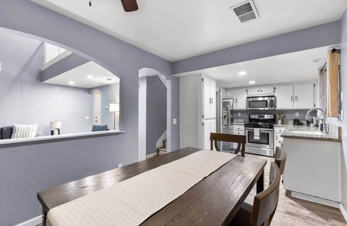 San Bernardino House | Spacious 3 Bedroom | 2 Bath | Pet Friendly