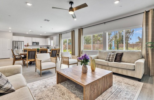 Winchester House | Spacious 4B3.5B｜Garage Access｜Flex-Lease｜Pet-Friendly #42426
