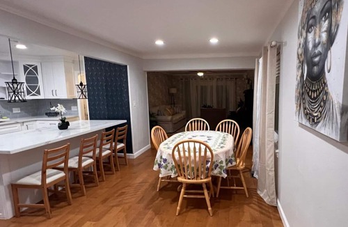 Walnut Creek House | Spacious 5-bedroom house with AC and WiFi in charming Walnut Creek