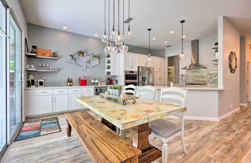 Folsom Cottage | Spacious Folsom Getaway w/Pool & Hot Tub!