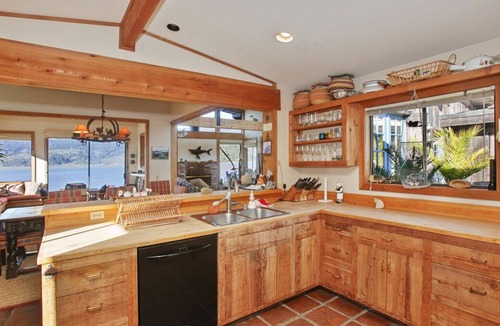 Stinson Beach House | Spacious Home with Gorgeous Views
