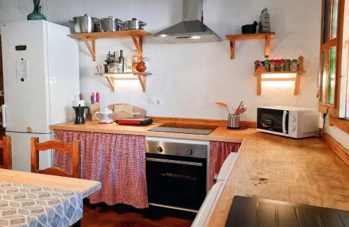 San Ambrosio House | Spacious House with Private Pool El Soto